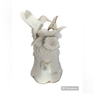 1995 Enesco,Everything is Beautiful
Musical"Bell, music, wedding gift, Family